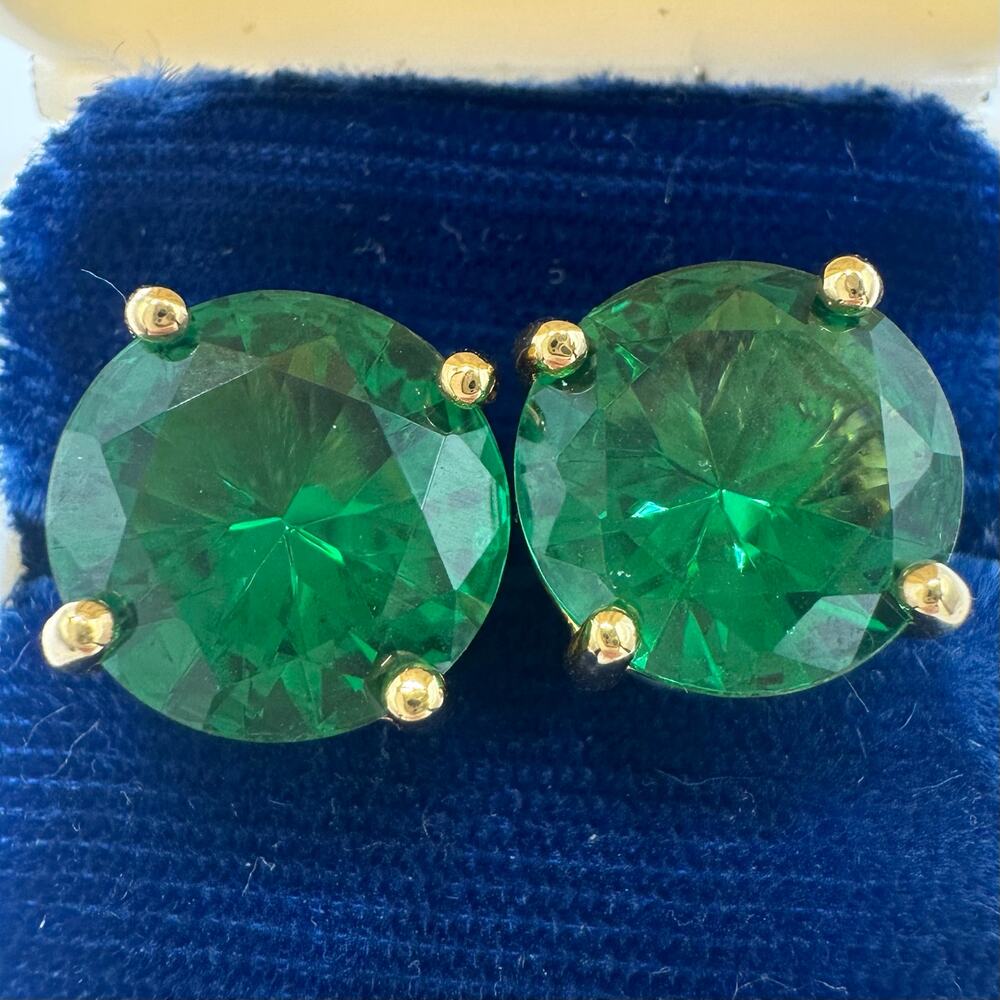 Rose gold tone 12mm emerald green uranium glass rhinestones post earrings
